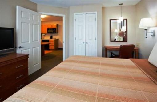 фото отеля Candlewood Suites Rothschild