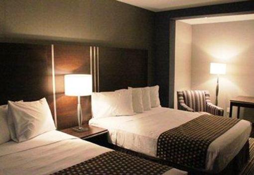 фото отеля Comfort Inn Toronto