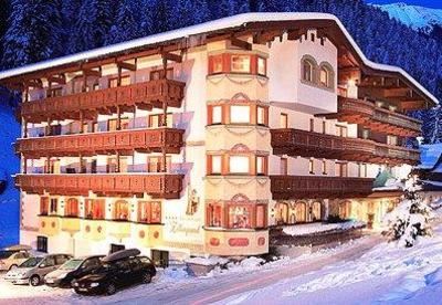 фото отеля Hotel Zillergrund Mayrhofen