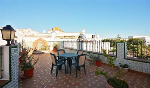 фото отеля Hostal La Posada Conil De La Frontera
