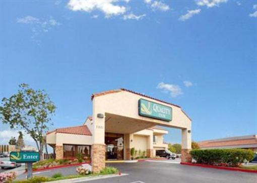 фото отеля Quality Inn Near Long Beach Airport