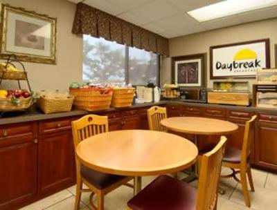фото отеля Days Inn Fort Lauderdale-Oakland Park Airport North