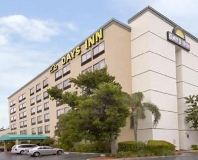 фото отеля Days Inn Fort Lauderdale-Oakland Park Airport North