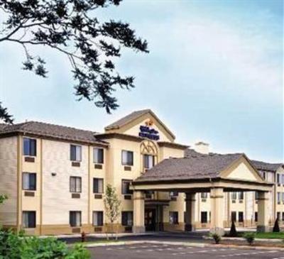 фото отеля Holiday Inn Express Middletown Newport