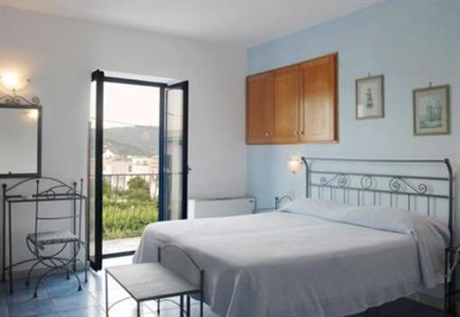фото отеля Hotel Celeste Procida