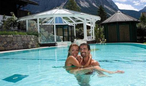 фото отеля Family Wellnesshotel Tirolerhof