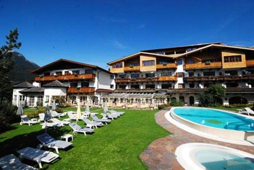 фото отеля Family Wellnesshotel Tirolerhof