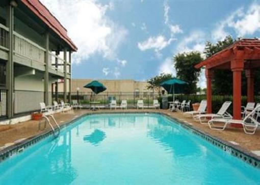 фото отеля Motel 6 - Dallas - Market Center