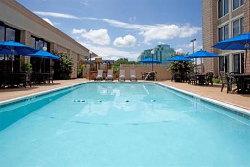 фото отеля Crowne Plaza Hotel Hunt Valley Timonium