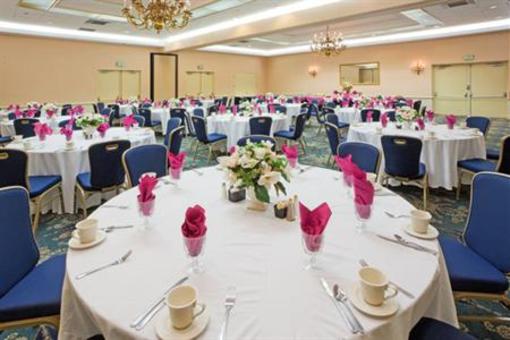 фото отеля Crowne Plaza Hotel Hunt Valley Timonium