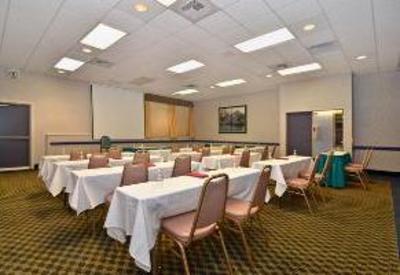 фото отеля BEST WESTERN PLUS Intercontinental Airport Inn