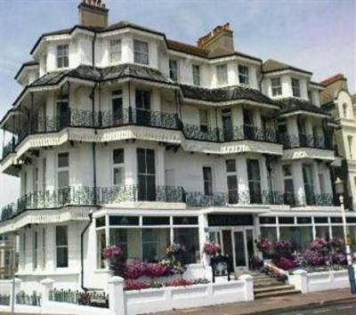 фото отеля East Beach Hotel