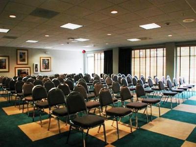 фото отеля Holiday Inn Express Hotel & Suites San Antonio Rivercenter Area