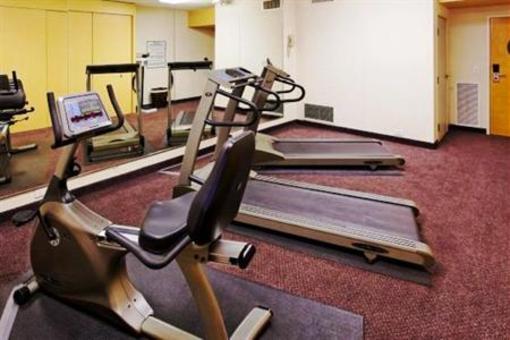 фото отеля Holiday Inn Express Hotel & Suites San Antonio Rivercenter Area