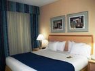 фото отеля Holiday Inn Express Hotel & Suites San Antonio Rivercenter Area