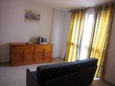 фото отеля Hostal El Yunque Conil de la Frontera