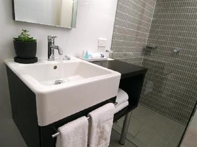 фото отеля Hotel Urban Brisbane