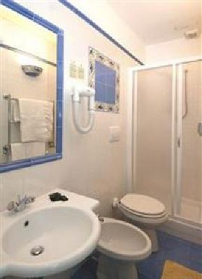 фото отеля Hotel La Bussola Amalfi