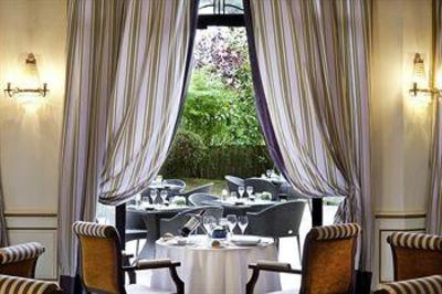 фото отеля Hotel Hermitage Barriere