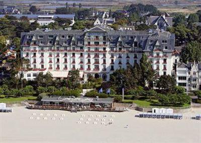 фото отеля Hotel Hermitage Barriere