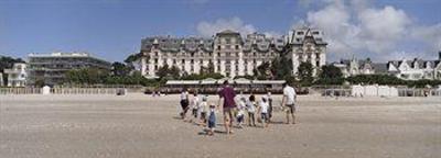 фото отеля Hotel Hermitage Barriere