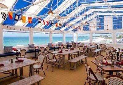 фото отеля Sea Crest Oceanfront Resort North Falmouth