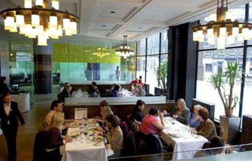 фото отеля The Point Hotel Edinburgh