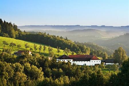 фото отеля Landhotel Reiterhof Kleebauer