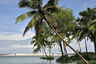 фото отеля Estuary Island Resort Trivandrum