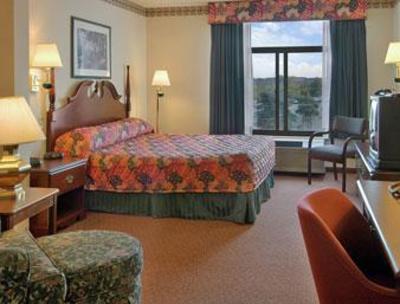 фото отеля Wingate by Wyndham Cincinnati-Blue Ash