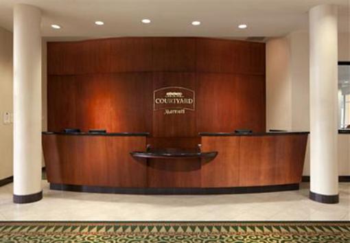 фото отеля Courtyard Miami Dadeland