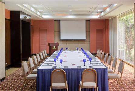 фото отеля Holiday Inn Clark Angeles City