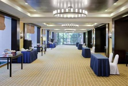 фото отеля Holiday Inn Clark Angeles City