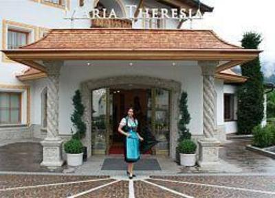 фото отеля Gartenhotel Maria Theresia