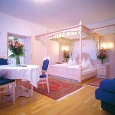 фото отеля Gartenhotel Maria Theresia