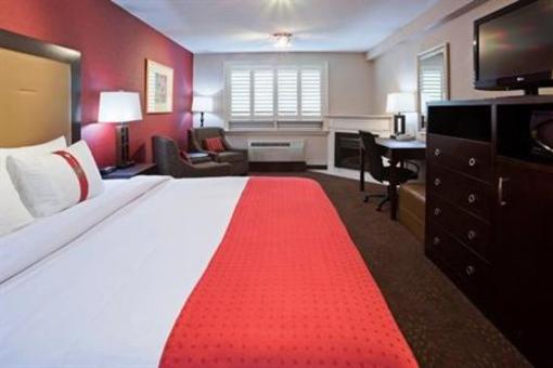 фото отеля Holiday Inn & Suites Parkway Conference Centre
