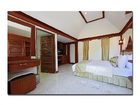 фото отеля Castle Howchow Beach Resort Hotel
