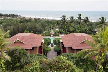 фото отеля Mayfair Beach Resort