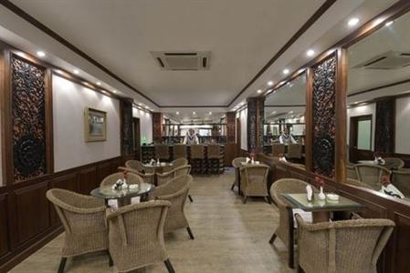 фото отеля Mayfair Beach Resort