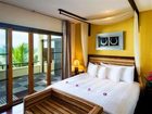 фото отеля Andaman White Beach Resort