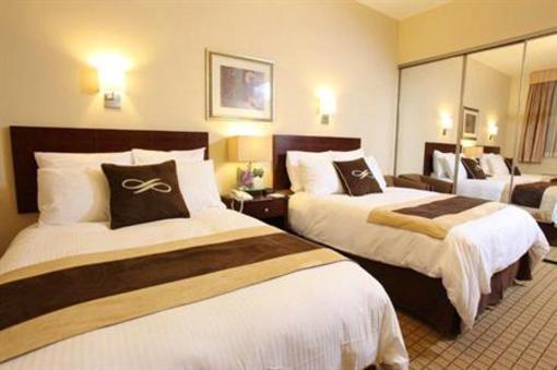 фото отеля Pointe Plaza Hotel