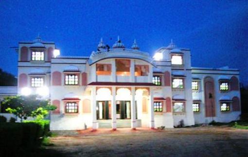 фото отеля Chandra Hill Resort