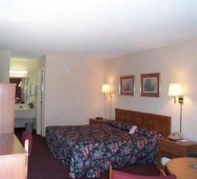 фото отеля GuestHouse International Inn Lake Park
