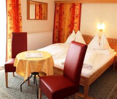 фото отеля Restaurant-Pension Seewolf Gutenbrunn