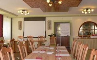 фото отеля Hotel Restaurant Waldhof Muhr