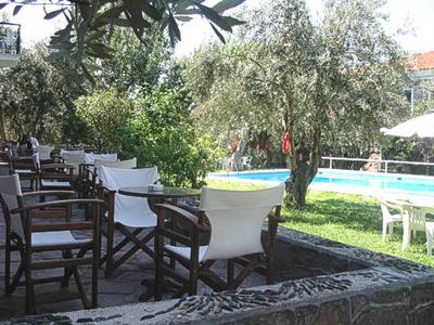 фото отеля Amfitriti Hotel