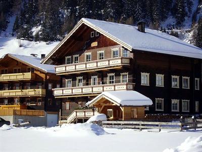 фото отеля Bauernhof Zöttl Farmhouse Kals am Grossglockner
