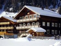 Bauernhof Zöttl Farmhouse Kals am Grossglockner