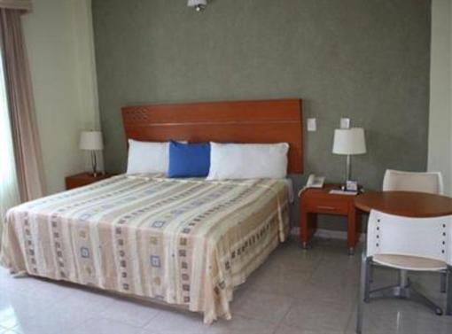 фото отеля Dayz Hotel Caleta de Campos