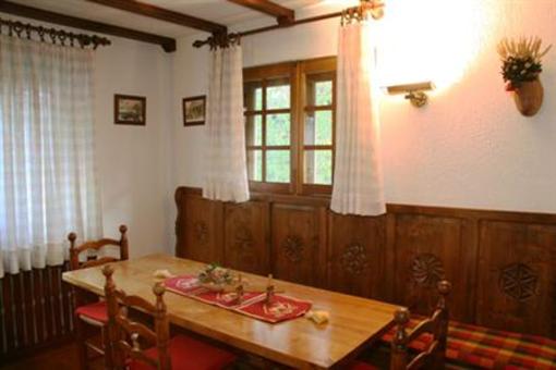 фото отеля Petit Meuble Hotel Courmayeur